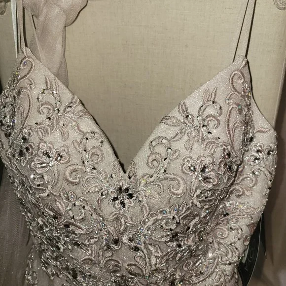 Floor length Prom Dress - Formal Gown by Coya NWT Size S (4-6) Mauve